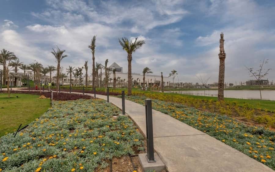 3-Days of Cairo: Pyramids, Museums & Old Cairo Private tours - Shopping Time in Cairo: How to Make It Worth Your Energy