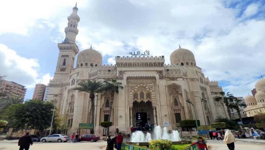 Alexandria: Guided City Walking Tour - Mansheya’s oldest market area: women’s lanes and a gold-market purpose