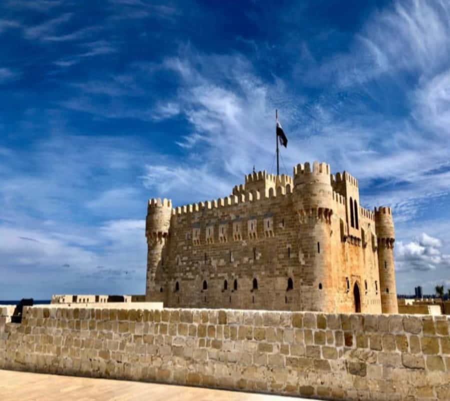 Alexandria: Guided City Walking Tour - Abbo Elabbas Mosque photo stop and the antique funfair outside