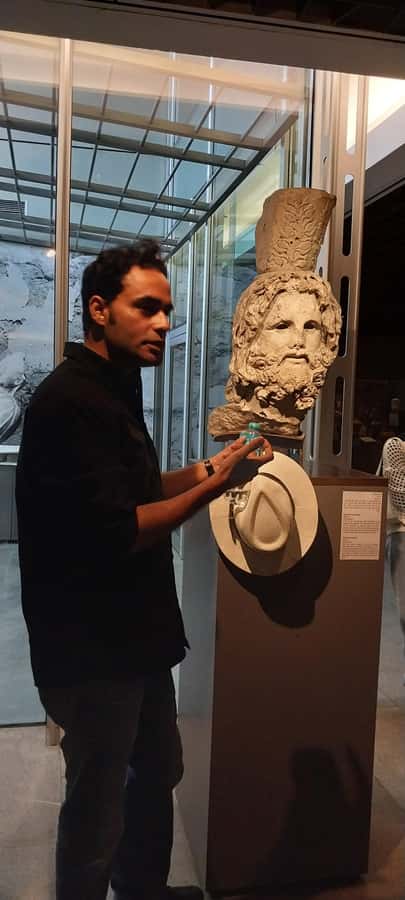 Alexandria Library Exclusive Guided Walking Tour - Impressions of Art gallery: Egyptian and international work side by side