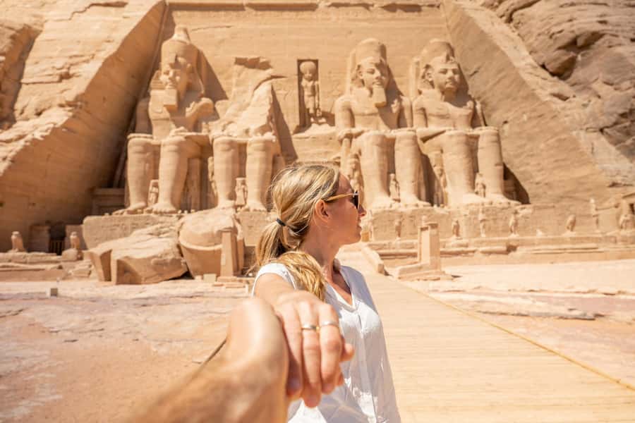 Aswan: 4-Day Egypt Private Tour with Nile Cruise, Balloon - Luxor sunrise balloon: drifting over temples before the West Bank hits