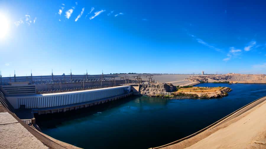 Aswan Day Tour: High Dam, Philae Temple & Unfinished Obelisk - Language Support: Choosing the Guide That Fits Your Comfort