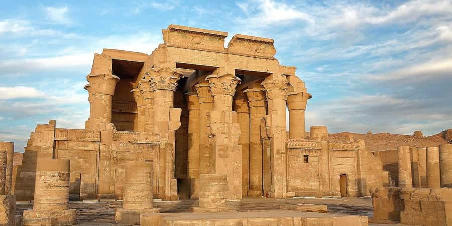 Aswan: Kom Ombo Day Tour with Luxor Transfer - Who this tour suits best (and who should think twice)