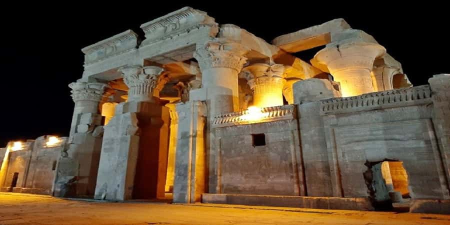 Aswan: Kom Ombo Day Tour with Luxor Transfer - The value of a professional guide (and why it changes the whole visit)