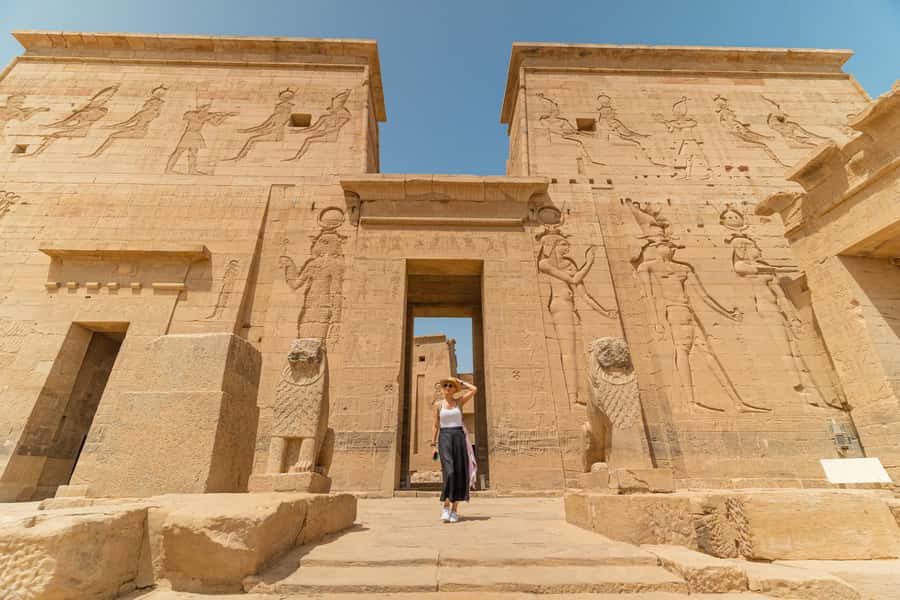 Aswan: Philae Temple Guided Half-Day Group Tour - Hotel pickup in Aswan and the 3-hour pacing that keeps it sane