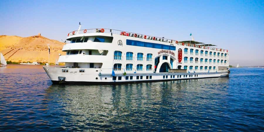 Cairo: 8-day Tour with Cruise, Flights, & Balloon Ride - Day 6 Cruise Stops: Horus Temple in Edfu and Double Temple at Kom Ombo