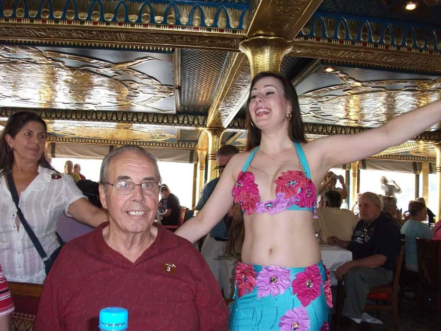 Cairo : Cairo Nile Dinner Cruise and Show - Downtown views + performance timing: the sweet spot for first-time visitors