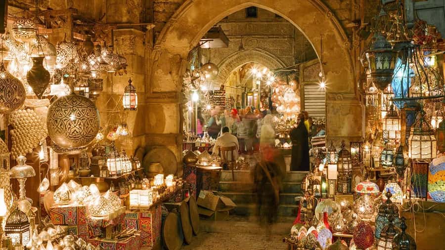 Cairo: El-Moez Street Tour & Cairo Tower Revolving Dinner - What the walk feels like in real life: timing, crowds, and comfort