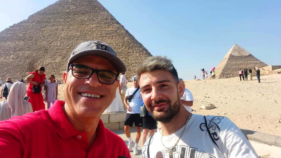 Cairo: Giza Pyramids, Museum & Tahrir Square Private Tour. - Hotel pickup, private air-conditioned vehicle, and transfers that reduce friction