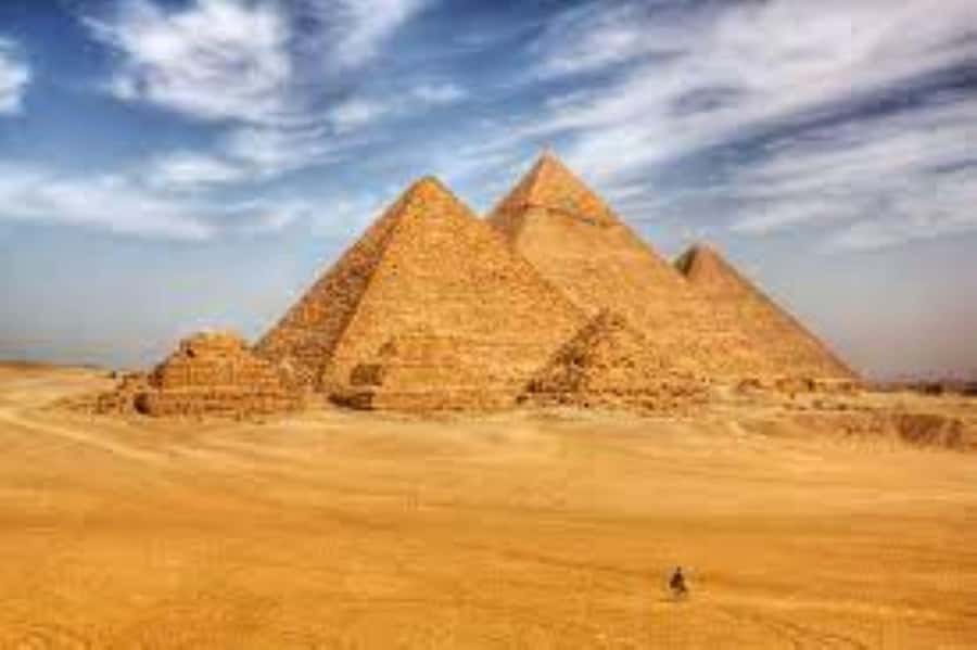 Cairo: Giza pyramids, Sphinx, and Great Pyramid Tour - Who this tour suits best (and who should choose something else)