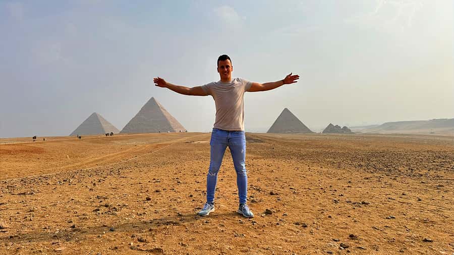 Cairo: Giza Pyramids, Sphinx, Sakkara & Dahshur Privte Tour - A private pyramids day from Cairo or Giza: what this plan gets right