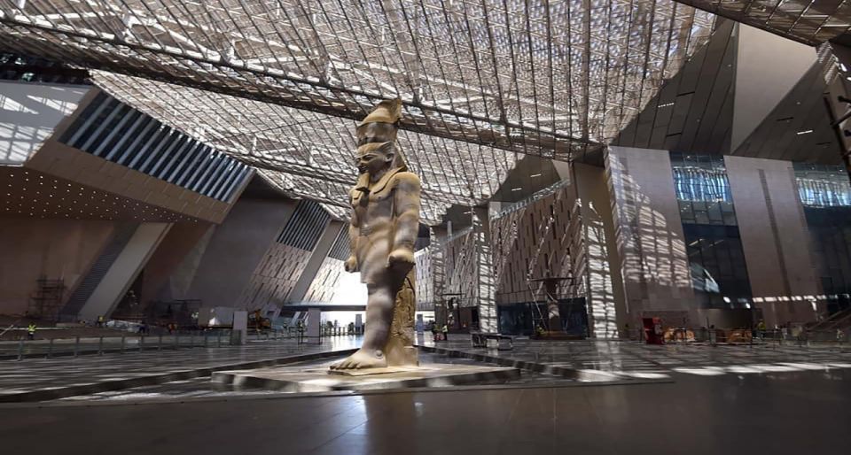 Cairo: Grand Egyptian Museum QR Ticket - The 45-minute earphone path in the Grand Hall: how you get your bearings