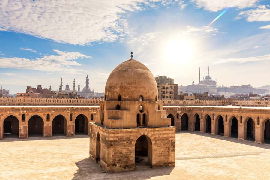 Cairo Heritage Tour: Golden Palace, Oldest Mosque with Lunch - Ibn Tulun Mosque: the spiral minaret and the calm courtyard