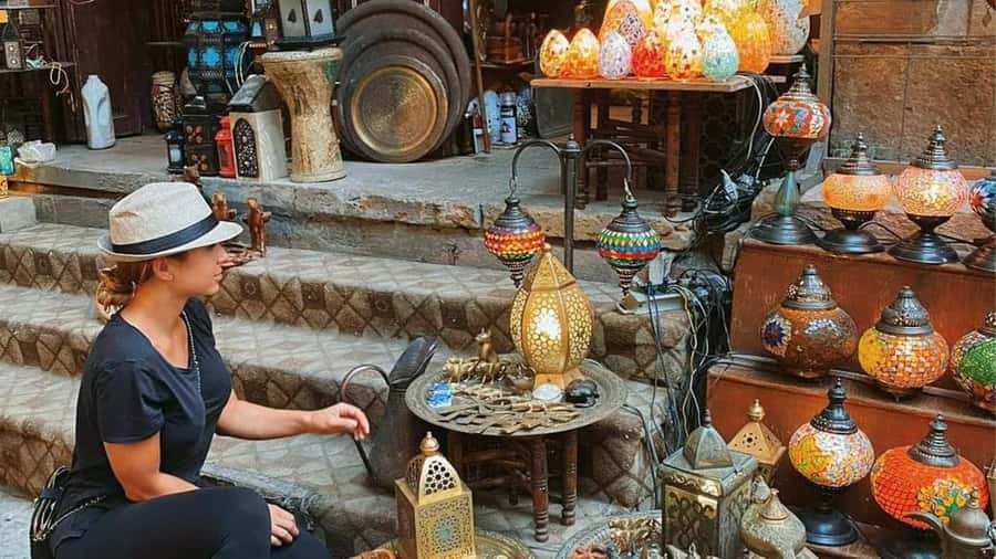 Cairo: Khan Khalili Bazaar and El-Moez Street Private Tour - Barqouq Mosque & School in Nahassen: Why This Stop Matters