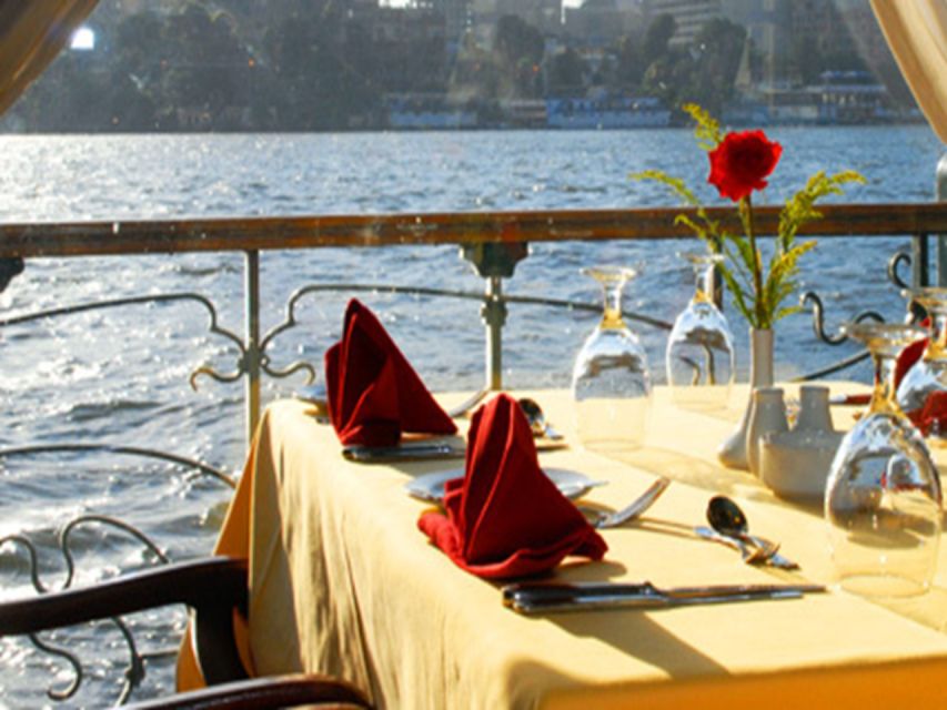 Cairo: Luxury Dinner Cruise On The Nile River - Who this Nile dinner cruise suits best