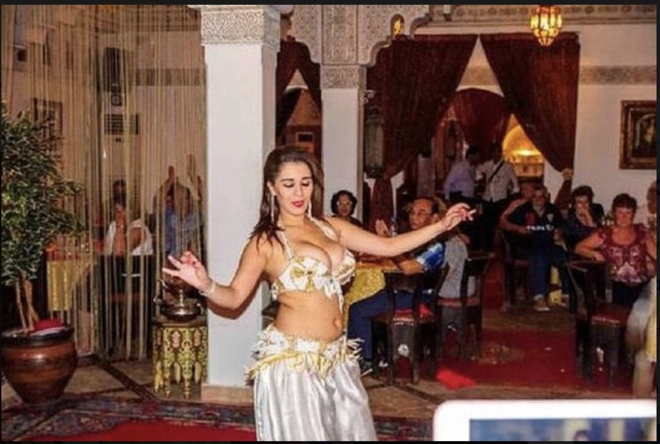 Cairo: Nile River Dinner Cruise with Belly Dance and Tanoura - Live Music on the Water: The Atmosphere You’re Paying For