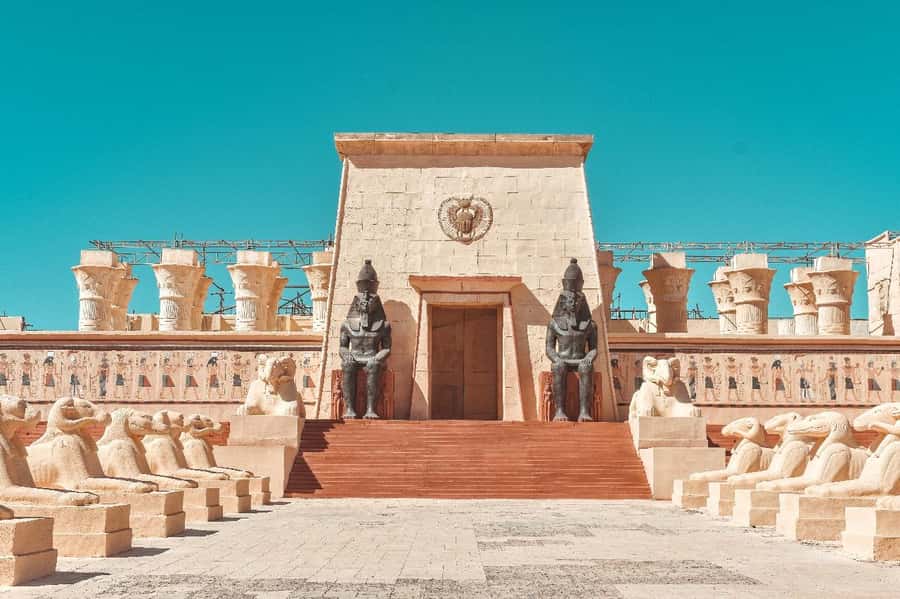 Cairo: Pharaonic Village Highlights Private Guided Tour - Lunch at a Neighborhood Eatery: Included, but Choose Wisely
