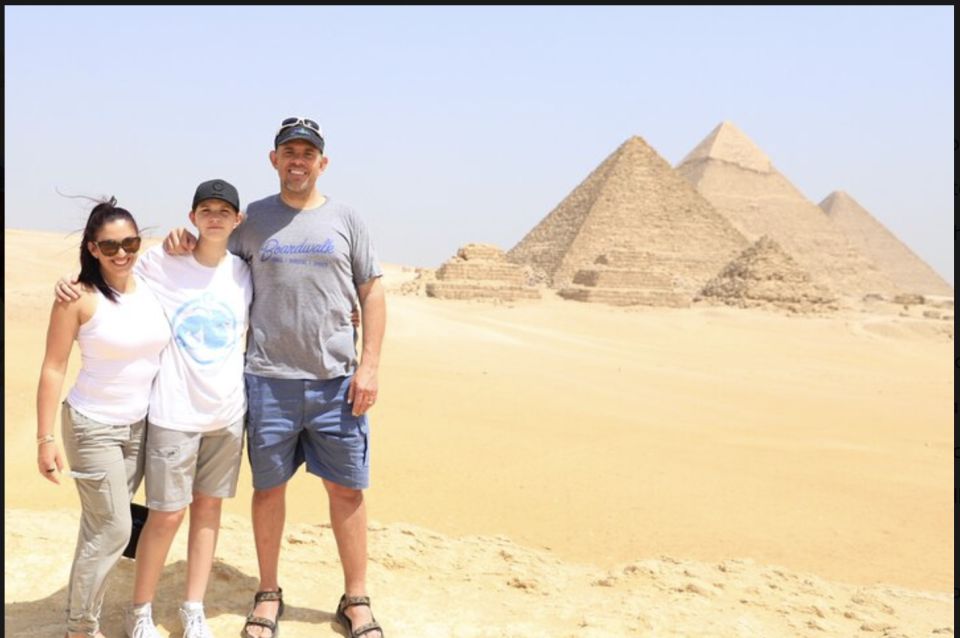 Cairo: Private Giza Pyramids, Egyptian Museum, & Bazaar Tour - Giza Pyramids and the Great Sphinx: The Big Facts You’ll Want to Remember