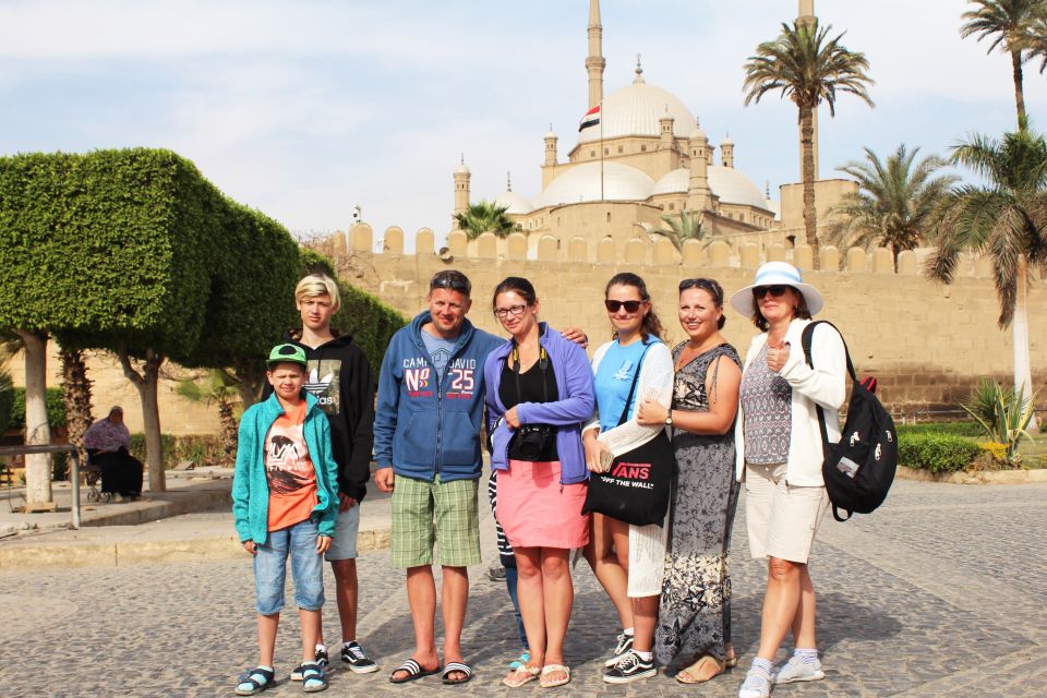 Cairo: Private Giza Pyramids, Sphinx, Saqqara & Memphis Tour - Giza Plateau: Cheops, Chephren, and Mykerinus with expert guidance
