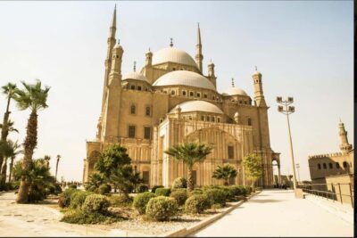 Cairo: Private Guided Tour of Khan El Khalili & Old Cairo - Hanging Church, Abu Serga Church, and Ben Ezra Synagogue