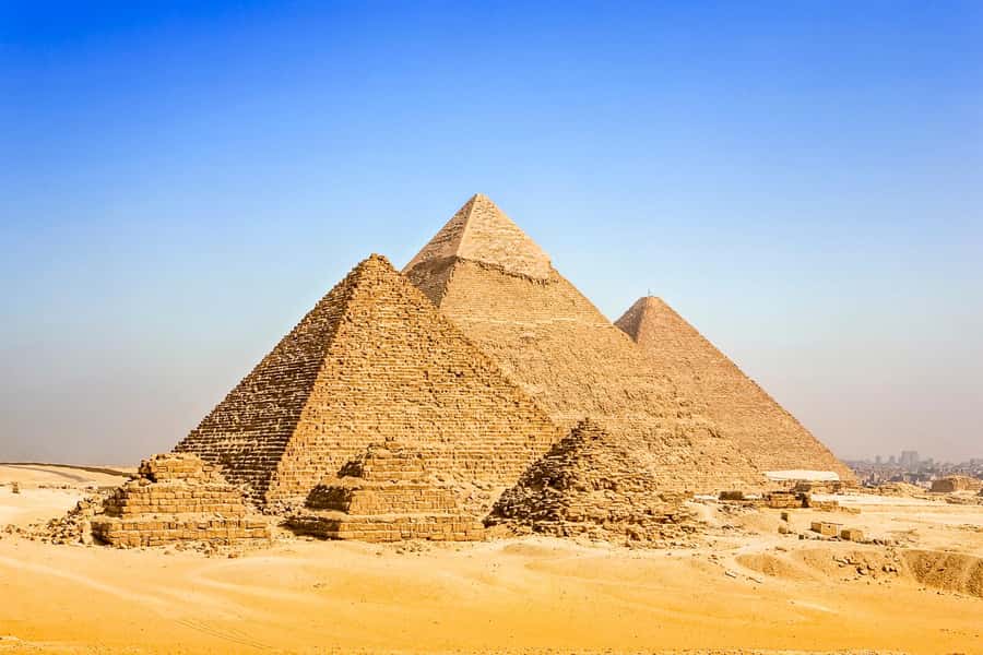 Cairo: Private Half-Day Pyramids Tour with Photographer - Sphinx and the Main Pyramids: How the Egyptologist Helps You See More
