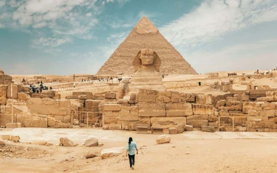 Cairo: Pyramids, Museum & Khan el-Khalili - Languages and guiding style: why it changes the day