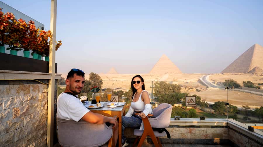 Cairo: Sunrise Camel Ride, Pyramids Tour & Local Breakfast. - Key things that make this Giza tour work
