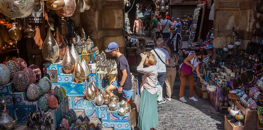 Cairo: Tour of Azhar Masjid and Cairo Islamic Sites - Bab Zuweila: A Gate Stop That Explains the City