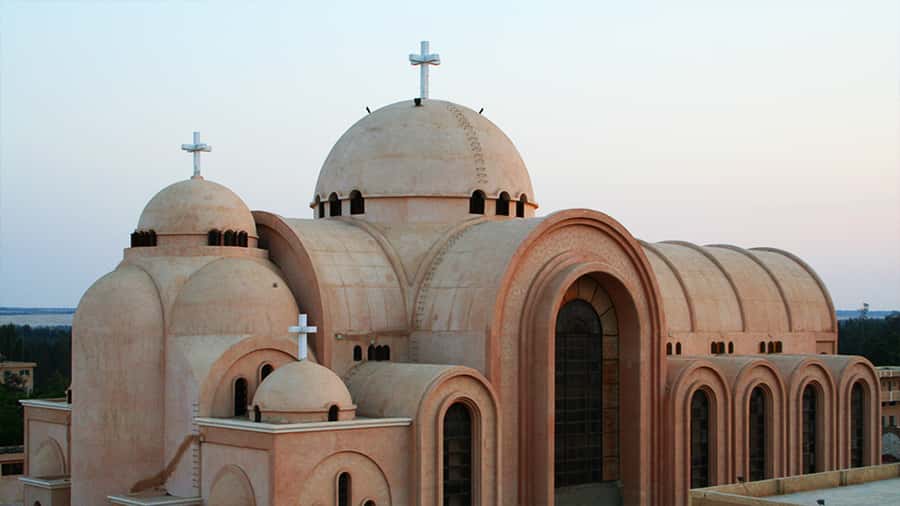 Cairo :Tour to Wadi El Natron Monastery from Cairo - Deir al-Baramus: the oldest surviving monastery in a quieter mood