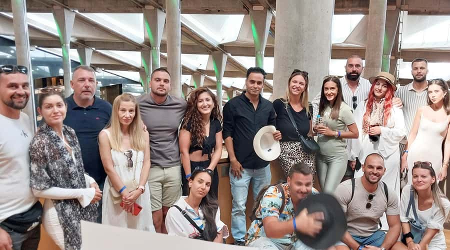 Catacombs of kom el shoqafa Guided Walking Tour - Tour flow: a clear 2-hour outline you can plan around