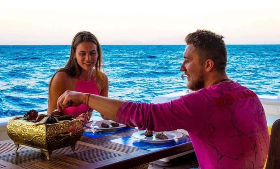 Dahab: luxury Snorkeling cruise with buffet lunch - Snorkeling stops: what you’ll actually see beneath the surface