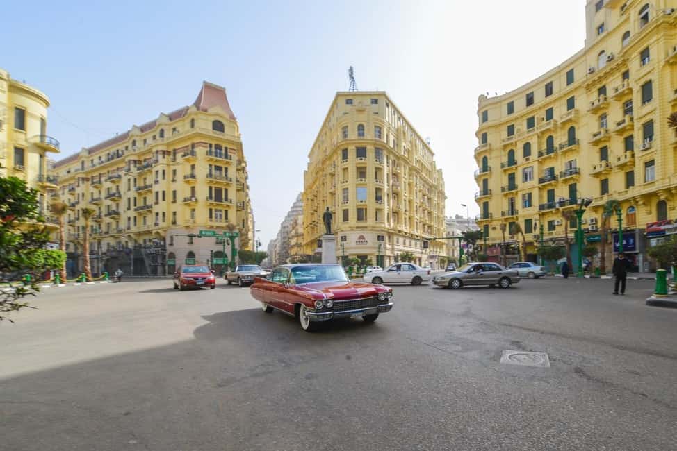Discover Cairo: Pyramids, Museum & Sphinx Tour from Hurghada - Lunch in Cairo and the Optional Nile Boat Ride
