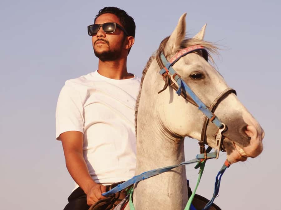 El Gouna: Desert & Sea Horse Riding With Swimming Optional - Safety First: Briefing, Helmets, and Skill-Based Riding