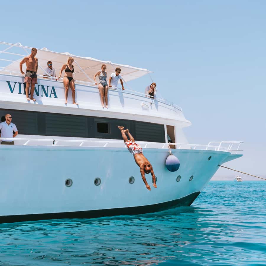 El Gouna: Red Sea Snorkeling Adventure with Transfers - Hotel Pickup in El Gouna: The Day Starts Easy