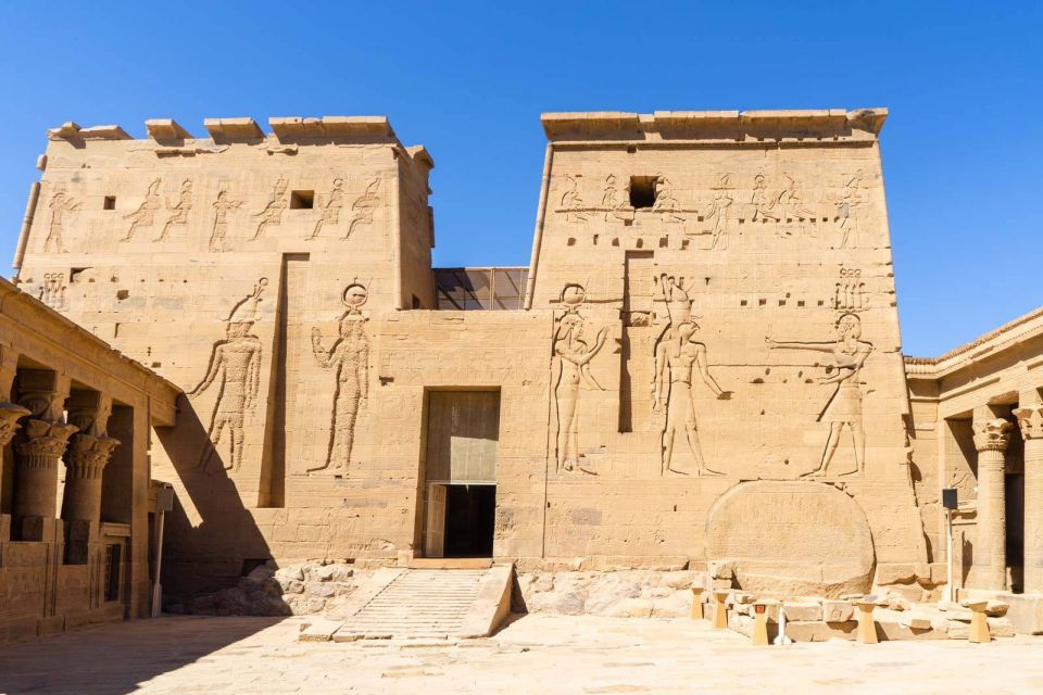 From Aswan: 4-Day 3-Night Nile Cruise with Hot Air Balloon - Day 3: Edfu Temple by horse carriage and a calmer onboard evening