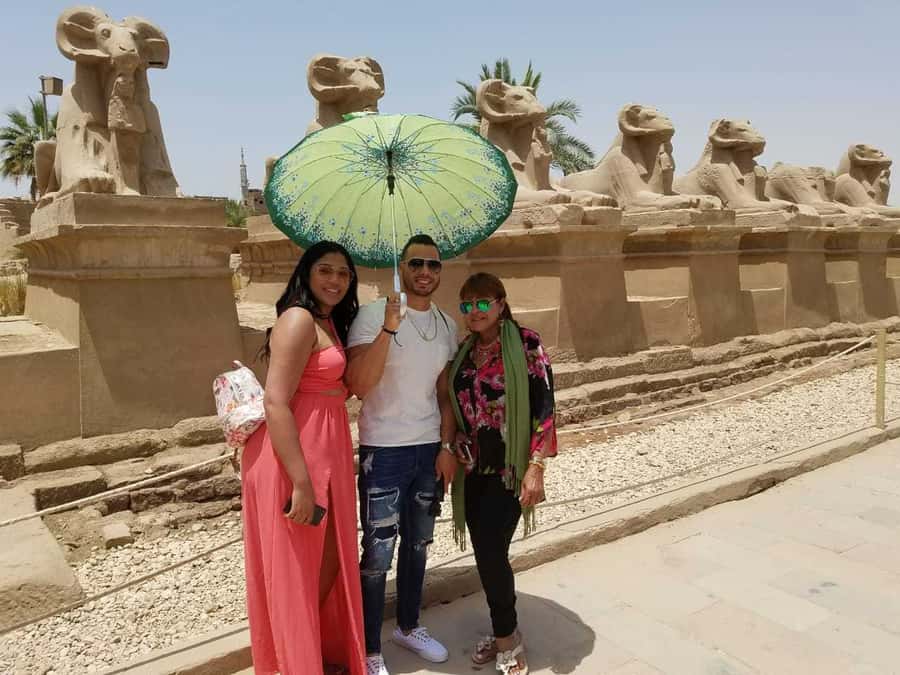 From Aswan: 4 Days Nile River Cruise with Guided Tours - Day 1 on Philae Island: Motor Boat Transfer, Nubian-Egyptian History, and First Nile Views