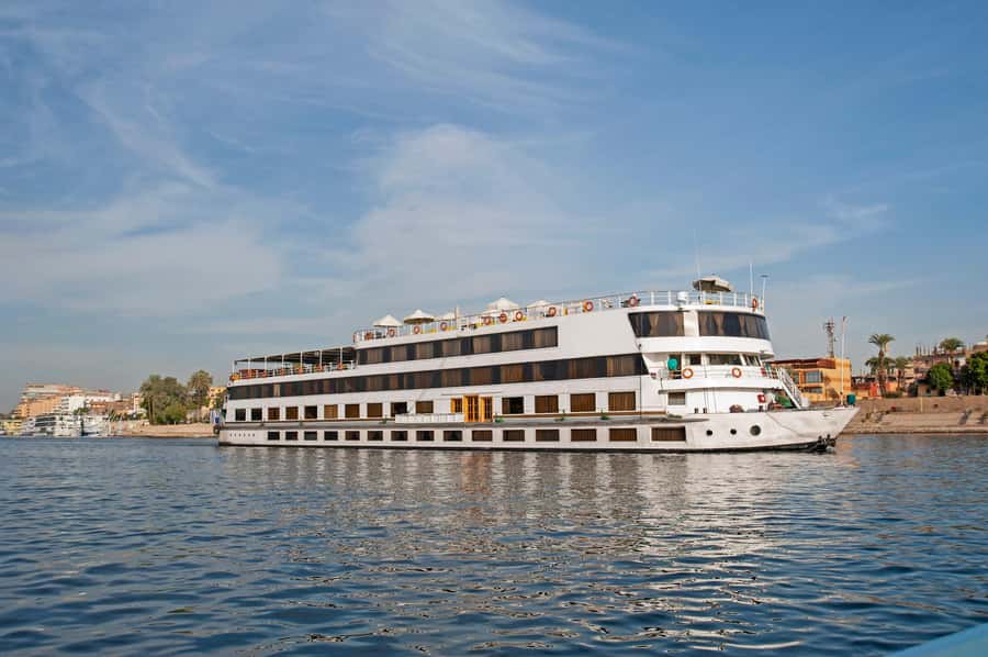 From Aswan: 5-Day Nile Cruise to Luxor with Hot Air Balloon - Aswan to Luxor by Nile ship, with a balloon twist