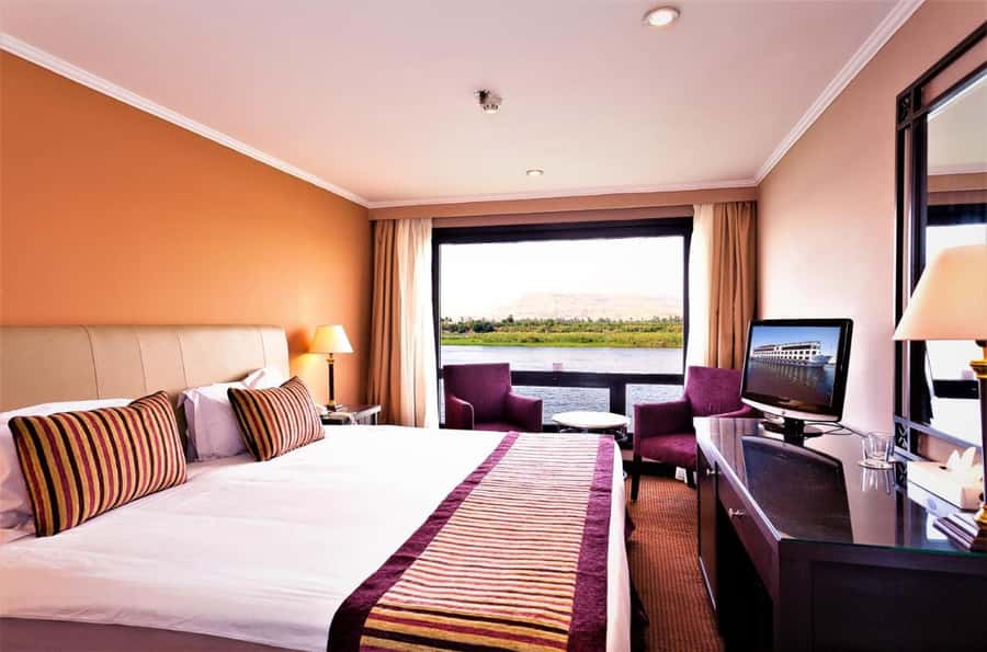From Aswan: Overnight Nile Cruise to Luxor with Meals - Price and logistics: what $550 covers (and what can surprise you)