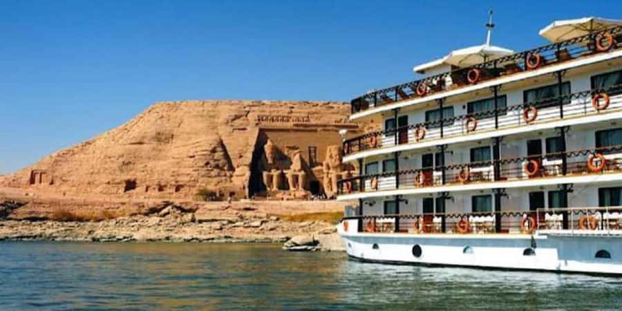 From Cairo: 11-Day Egypt Tour with Flights - Days 9–10: Sharm el-Sheikh, Mount Moses sunrise, and a working monastery