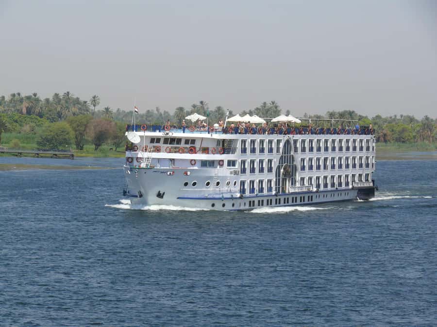 From Cairo: 4-Day Nile Cruise from Aswan to Luxor with Meals - Cairo Pickup and Fly to Aswan: Getting Started Without the Grind
