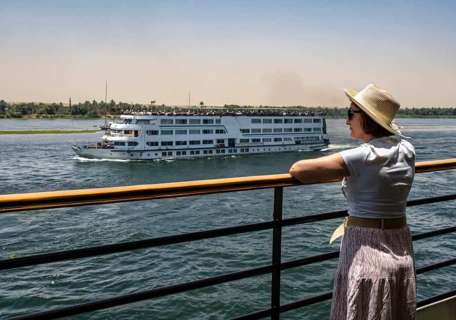 From Cairo: 4-Day Nile Cruise to Luxor with Balloon Flight - Kom Ombo’s Temple of Two Gods, then back to the ship
