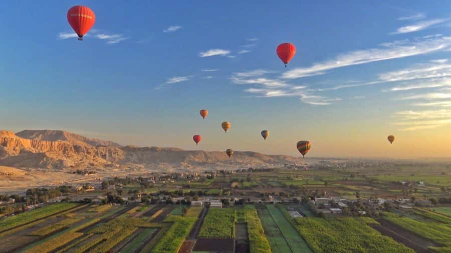 From Cairo: 5-Day Nile Cruise to Aswan & Balloon by Flights - Flying In, Then Living on the Nile: The Big Idea
