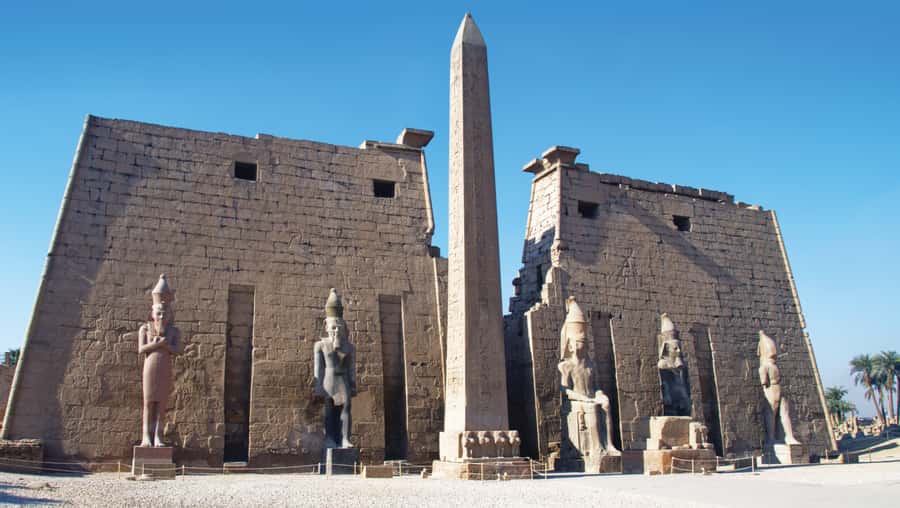 From Cairo: 8-Day Tour of Cairo, Luxor and Aswan with Cruise - Day 2: Giza Pyramids, Sphinx, Memphis, and Saqqara’s Step Pyramid