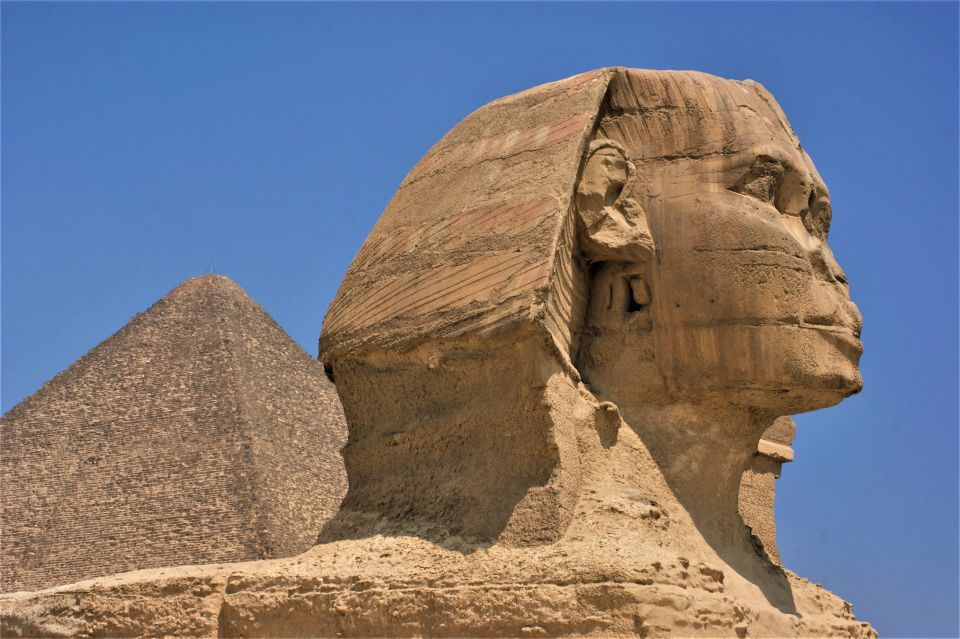 From Cairo Airport: Layover Tour To Giza Pyramids and Sphinx - Great Sphinx: From Photo Moment to Monument Meaning