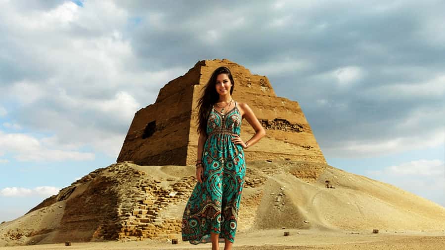 From Cairo: El Fayoum Pyramids Private Day Tour - Getting picked up and moving safely through Cairo and Fayoum roads