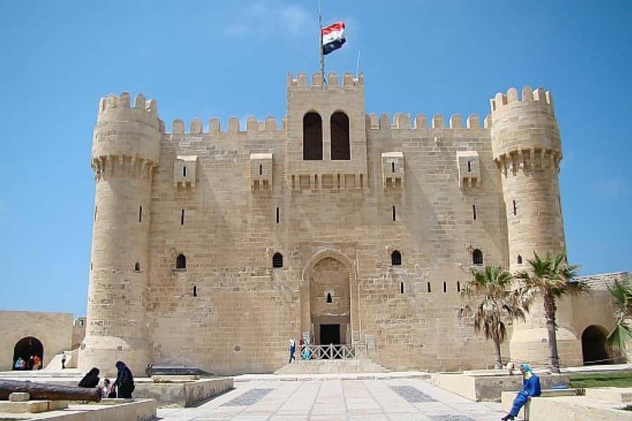 From Cairo: Private Full-Day Tour of Historical Alexandria - Catacombs of Kom el Shoqafa: the three-level maze with Egyptian-Roman twists