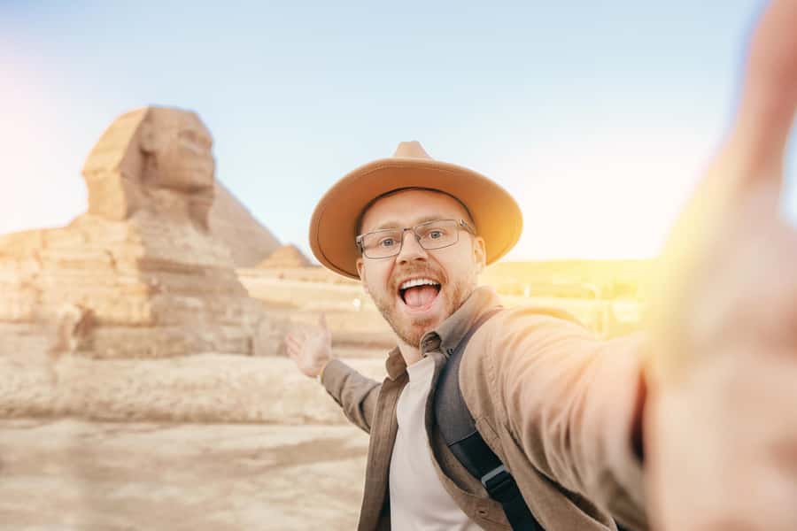 From Hurghada: Cairo Private Day Tour with Flights & Lunch - Khan El Khalili Bazaar: Shopping Time That Can Change the Mood