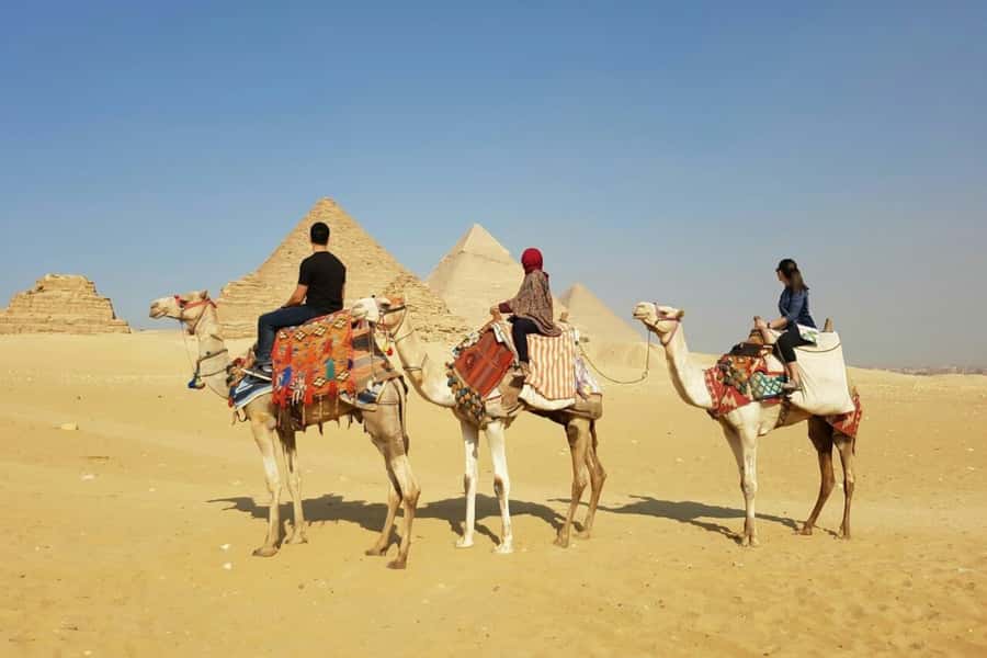From Hurghada: Private Day Trip to Cairo with Meals - Key highlights at a glance