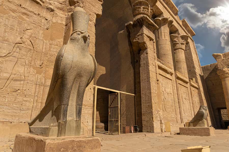 From Luxor: Edfu, Kom Ombo, Aswan Private All-Inclusive Tour - Kom Ombo: The Two-God Temple Story (And the Crocodile Factor)
