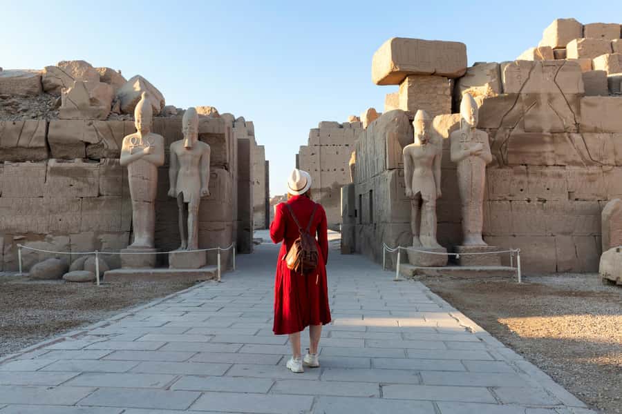 From Luxor: Guided Tour to East or West Banks with Lunch - Key things to know before you go